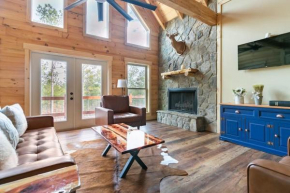 Secluded Dog Friendly Mountain Getaway Bar Hot Tub
